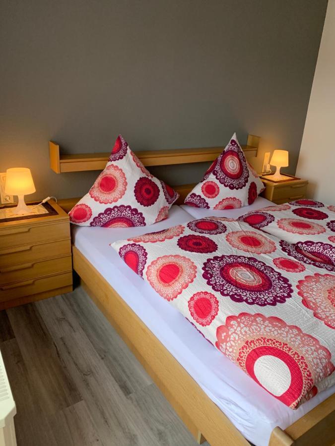 Bed and Breakfast Vina Am Ring Mannebach  Exterior foto