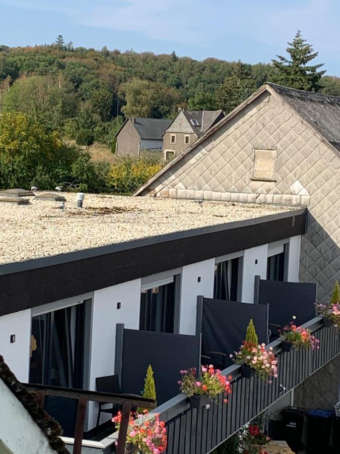 Bed and Breakfast Vina Am Ring Mannebach  Exterior foto
