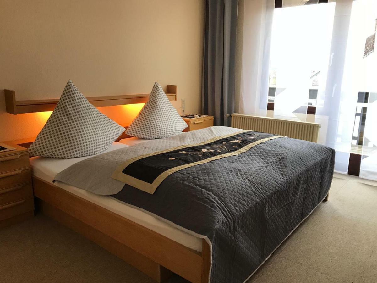 Bed and Breakfast Vina Am Ring Mannebach  Exterior foto